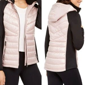 Run in style!! Calvin Klein Perfomance Running Jacket with Hood M, worn once!